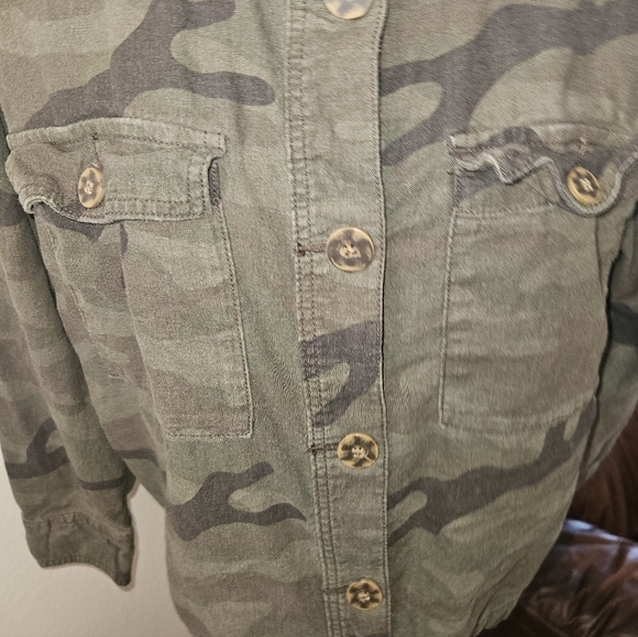 Time & Tru Womans Lightweight Jacket Size L (12-14) - Picture 9 of 11